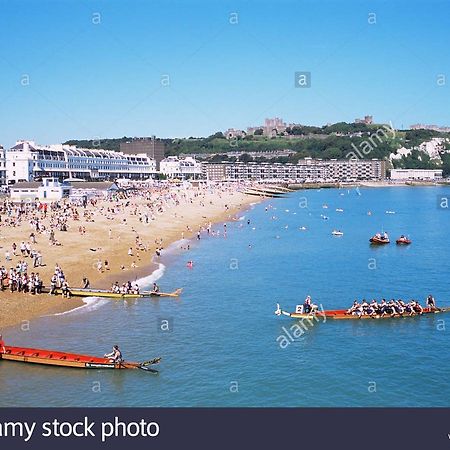 Dover Adventure Backpackers Exterior photo
